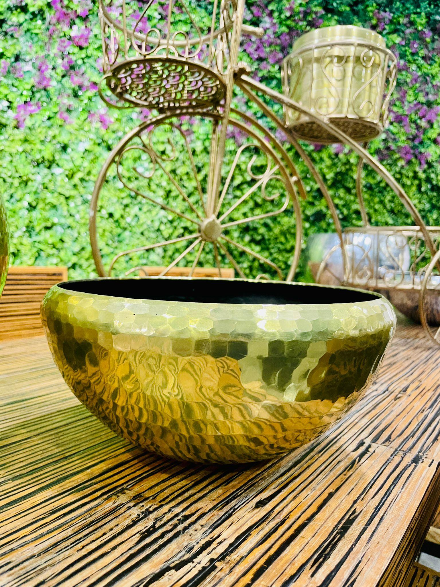 Bowl Hammered. - THE GARDEN CENTRE