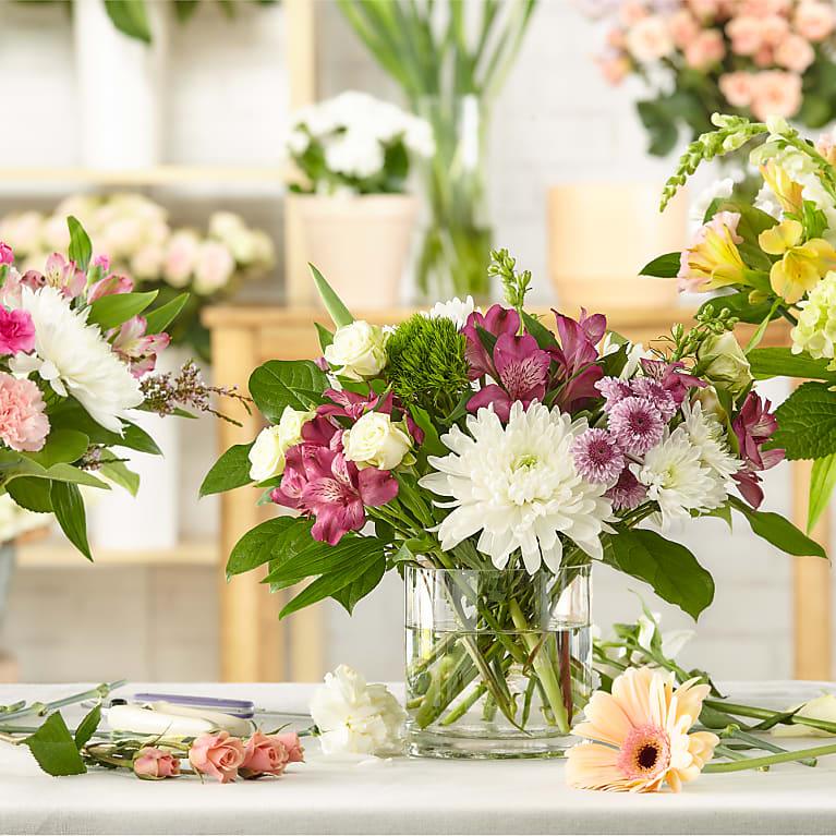 DREAMY PASTELS – A FLORIST ORIGINAL - THE GARDEN CENTRE