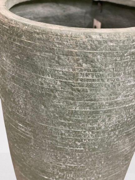 Gover Fibreclay Pandora Planter - THE GARDEN CENTRE