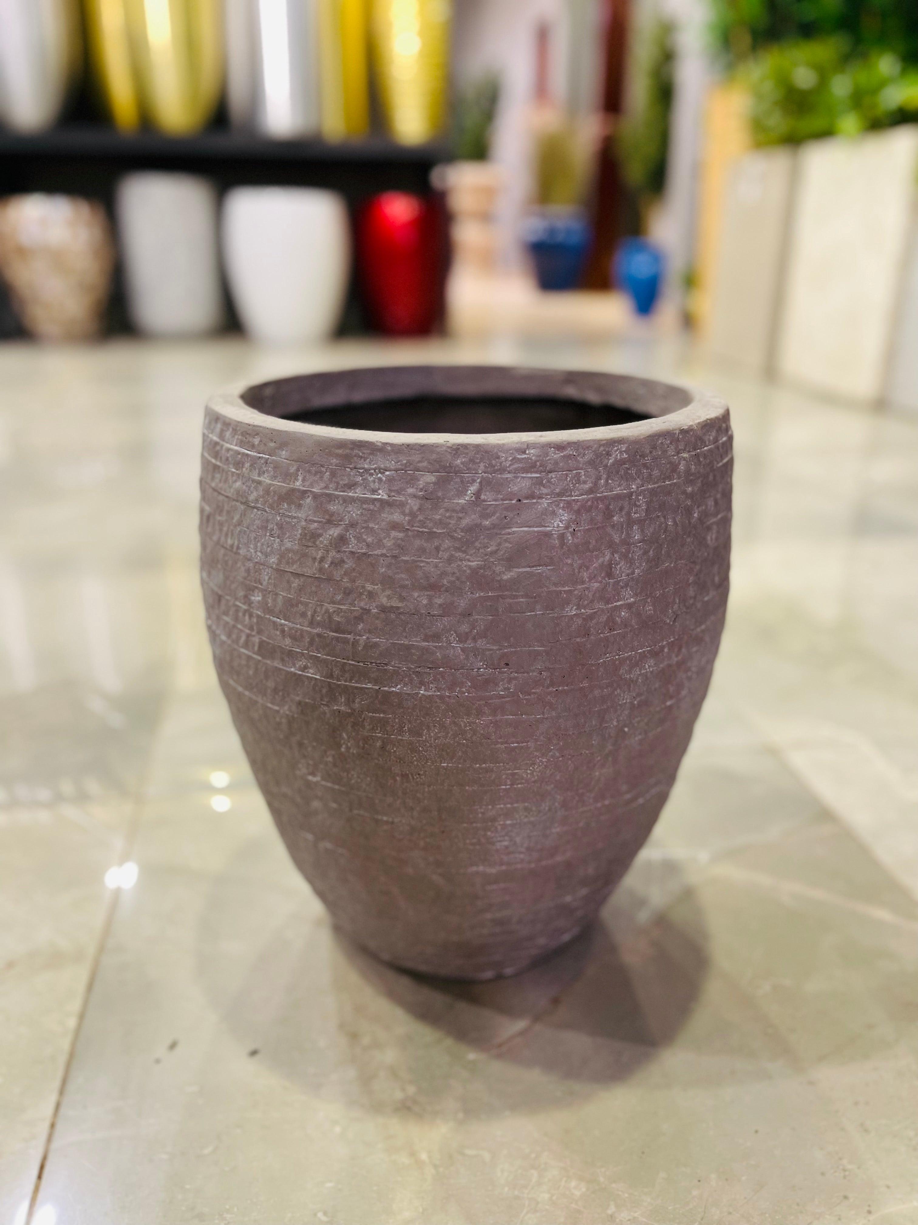 Utah Bullet Planter - THE GARDEN CENTRE