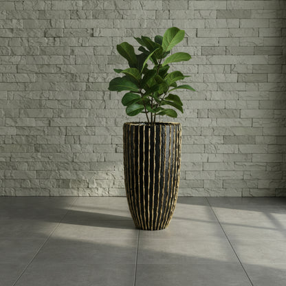 Black &amp; Gold Ribbed Pot