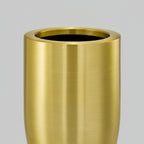 Aluminum Explorer Planter. - THE GARDEN CENTRE