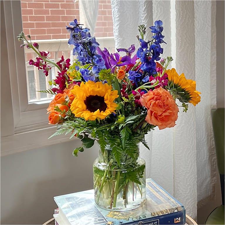 RAYS OF LIFE BOUQUET - THE GARDEN CENTRE